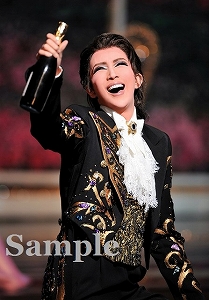 紅ゆずる 舞台写真／星組大劇場公演『こうもり』『THE ENTERTAINER!』