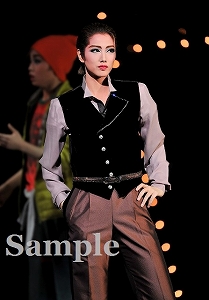 七海ひろき 舞台写真／星組大劇場公演『こうもり』『THE ENTERTAINER!』