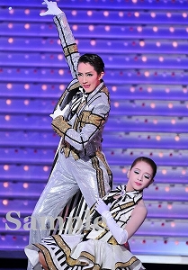 紅 綺咲 舞台写真／星組大劇場公演『こうもり』『THE ENTERTAINER!』