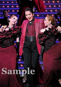 紅 音波 綺咲 舞台写真／星組大劇場公演『こうもり』『THE ENTERTAINER!』