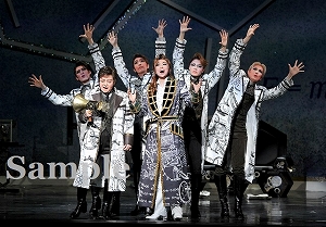 北翔 ほか 舞台写真／星組大劇場公演『こうもり』『THE ENTERTAINER!』