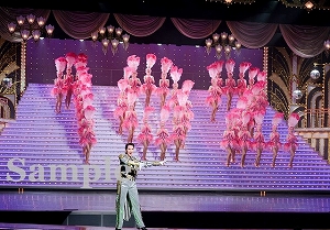 紅 ほか 舞台写真／星組大劇場公演『こうもり』『THE ENTERTAINER!』