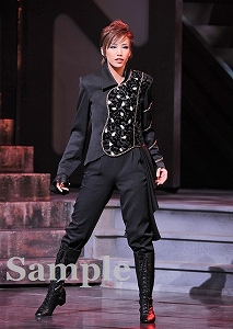 紫門ゆりや 舞台写真／月組赤坂ACTシアター公演『Voice』