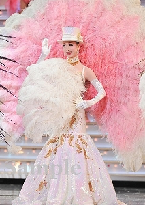 妃海 風 舞台写真／星組東京公演『こうもり』『THE ENTERTAINER!』