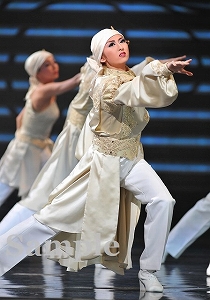 凪七瑠海 舞台写真／月組大劇場公演『NOBUNAGA＜信長＞―下天の夢―』『Forever LOVE!!』