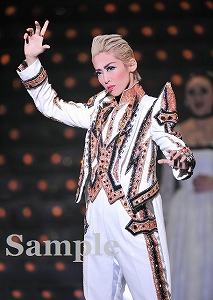 龍真咲 舞台写真／『龍真咲サヨナラショー』