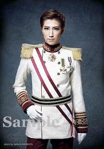 宝塚歌劇 男役衣装風『フェルゼン・パレード軍服』① 真風涼帆 スチール写真／宙組『エリザベート―愛と死の輪舞