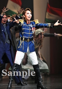 桜木みなと 舞台写真／宙組大劇場公演『エリザベート―愛と死の輪舞（ロンド）―』