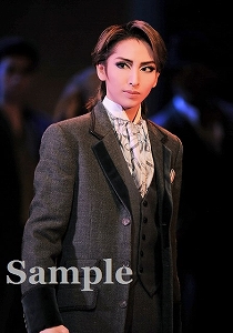 桜木みなと 役替わり舞台写真／宙組大劇場公演『エリザベート―愛と死の輪舞（ロンド）―』