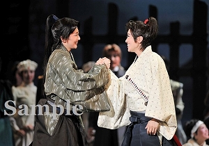 北翔 紅 舞台写真／星組大劇場公演『桜華に舞え』『ロマンス!!（Romance）』