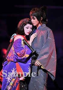 礼 真彩 舞台写真／星組大劇場公演『桜華に舞え』『ロマンス!!（Romance）』