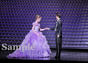 北翔 妃海 舞台写真／『北翔海莉サヨナラショー』