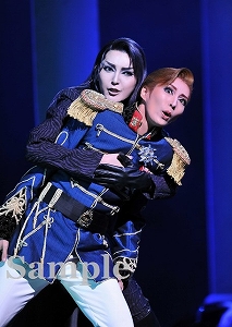 朝夏・澄輝 舞台写真／宙組東京公演『エリザベート―愛と死の輪舞（ロンド）―』