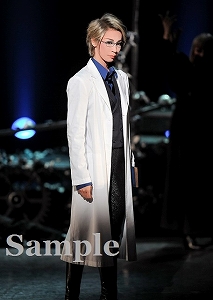 瀬戸かずや 舞台写真／花組バウホール公演『アイラブアインシュタイン』