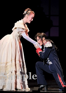 明日海 花乃 舞台写真／花組全国ツアー公演『仮面のロマネスク』『Melodia―熱く美しき旋律―』