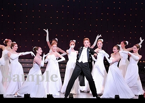 芹香 他 舞台写真／花組全国ツアー公演『仮面のロマネスク』『Melodia―熱く美しき旋律―』