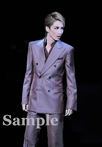 早霧 せいな 舞台写真／雪組大劇場公演『私立探偵ケイレブ・ハント』『Greatest HITS!』