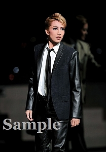 早霧 せいな 舞台写真／雪組大劇場公演『私立探偵ケイレブ・ハント』『Greatest HITS!』