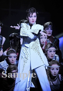 彩風 咲奈 舞台写真／雪組大劇場公演『私立探偵ケイレブ・ハント』『Greatest HITS!』