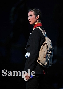 麻央侑希 舞台写真／星組東京公演『桜華に舞え』『ロマンス!!（Romance）』