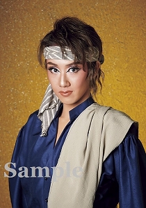 優波慧 スチール写真／花組『雪華抄（せっかしょう）』『金色（こんじき）の砂漠』