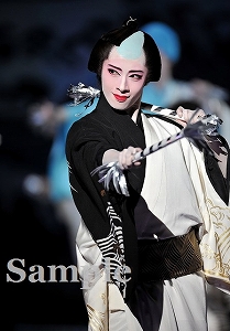 明日海りお 舞台写真／花組大劇場公演『雪華抄（せっかしょう）』『金色（こんじき）の砂漠』