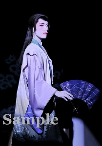 明日海りお 舞台写真／花組大劇場公演『雪華抄（せっかしょう）』『金色（こんじき）の砂漠』