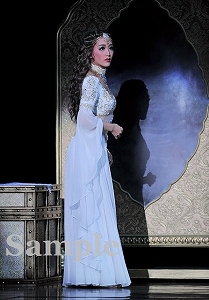 花乃まりあ 舞台写真／花組大劇場公演『雪華抄（せっかしょう）』『金色（こんじき）の砂漠』