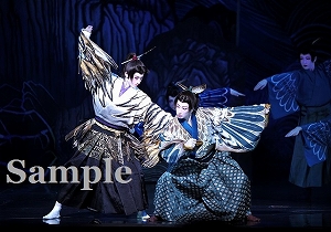 明日海 柚香 舞台写真／花組大劇場公演『雪華抄（せっかしょう）』『金色（こんじき）の砂漠』