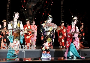 明日海 芹香 花乃 舞台写真／花組大劇場公演『雪華抄（せっかしょう）』『金色（こんじき）の砂漠』