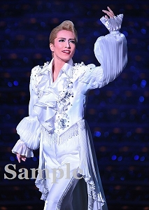 早霧せいな 舞台写真／雪組東京公演『私立探偵ケイレブ・ハント』『Greatest HITS!』