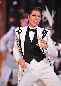 鳳翔大 舞台写真／雪組東京公演『私立探偵ケイレブ・ハント』『Greatest HITS!』