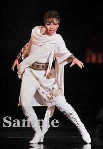 亜蓮冬馬 舞台写真／花組新人公演『金色（こんじき）の砂漠』