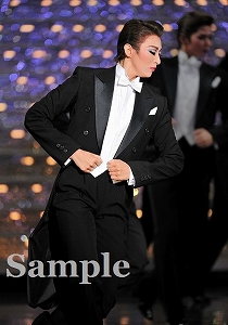 珠城りょう 舞台写真／月組大劇場公演『カルーセル輪舞曲（ロンド）』