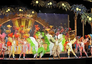 珠城 ほか 舞台写真／月組大劇場公演『カルーセル輪舞曲（ロンド）』