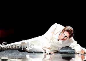 明日海 りお 舞台写真／花組東京公演『雪華抄（せっかしょう）』『金色（こんじき）の砂漠』