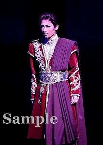 明日海 りお 舞台写真／花組東京公演『雪華抄（せっかしょう）』『金色（こんじき）の砂漠』