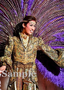 明日海 りお 舞台写真／花組東京公演『雪華抄（せっかしょう）』『金色（こんじき）の砂漠』