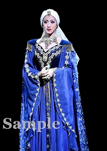 仙名 彩世 舞台写真／花組東京公演『雪華抄（せっかしょう）』『金色（こんじき）の砂漠』