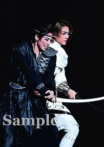 明日海 芹香 舞台写真／花組東京公演『雪華抄（せっかしょう）』『金色（こんじき）の砂漠』