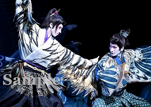 明日海 柚香 舞台写真／花組東京公演『雪華抄（せっかしょう）』『金色（こんじき）の砂漠』