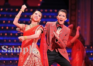 紅 綺咲 舞台写真／星組東京国際フォーラムホールC公演『オーム・シャンティ・オーム―恋する輪廻―』