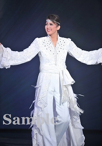 朝夏まなと 舞台写真／宙組公演『王妃の館－Chateau de la Reine－』『VIVA!FESTA!』