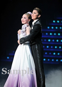 朝夏 実咲 舞台写真／「実咲凜音サヨナラショー」