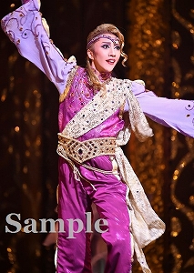 美弥るりか 舞台写真／月組東京公演『カルーセル輪舞曲（ロンド）』