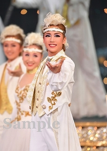 紫門ゆりや 舞台写真／月組東京公演『カルーセル輪舞曲（ロンド）』