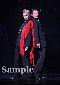 美弥 宇月  舞台写真／月組東京公演『カルーセル輪舞曲（ロンド）』