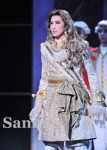 真風涼帆 舞台写真／宙組東京公演『王妃の館－Chateau de la Reine－』『VIVA!FESTA!』