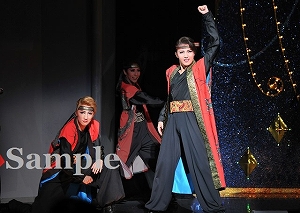 朝夏 真風 舞台写真／宙組東京公演『王妃の館－Chateau de la Reine－』『VIVA!FESTA!』