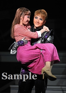 芹香 音 舞台写真／花組TBS赤坂ACTシアター公演『MY HERO』